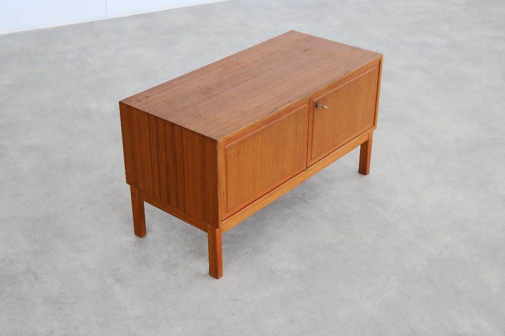vintage tv-meubel | kastje | teak | Zweeds, Gebruikt, ., Teakhout, Ophalen of Verzenden