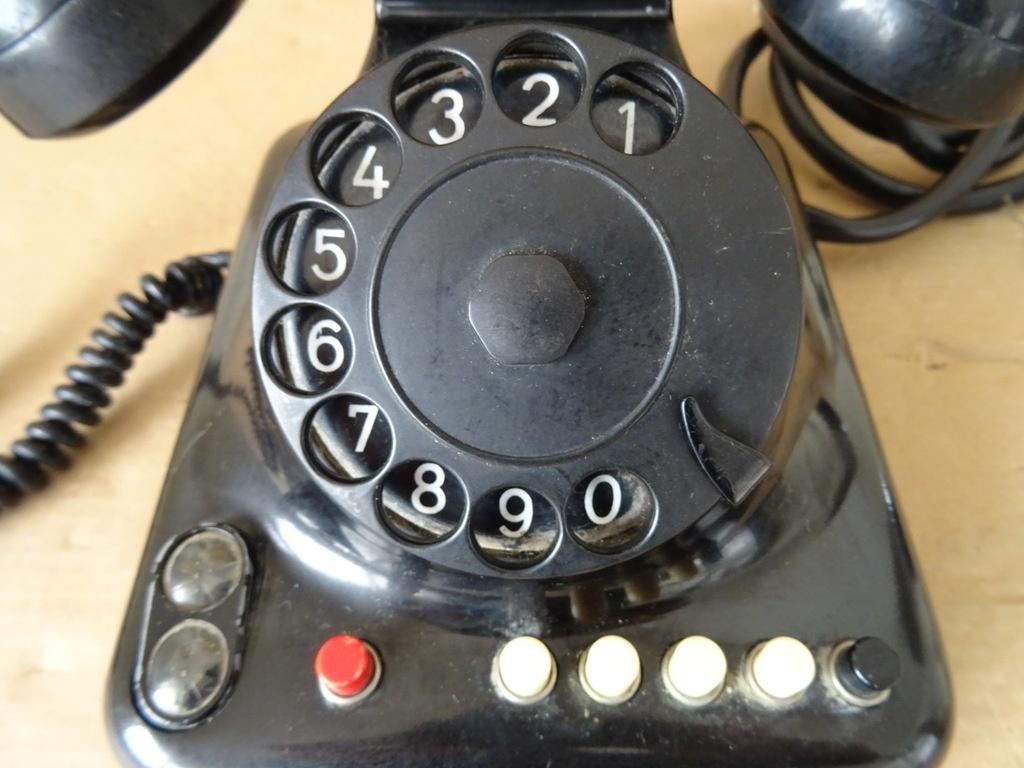 Vintage bakelieten telefoon bakeliet telefoon type 1950, Antiek en Kunst, Ophalen of Verzenden