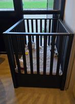 Zwarte box met lade. Babypark Mees, Ophalen, Gebruikt, Vierkant, Lade