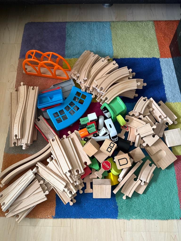 Grote houten treinbaan set met treinen en accessoires, Ophalen of Verzenden, Gebruikt