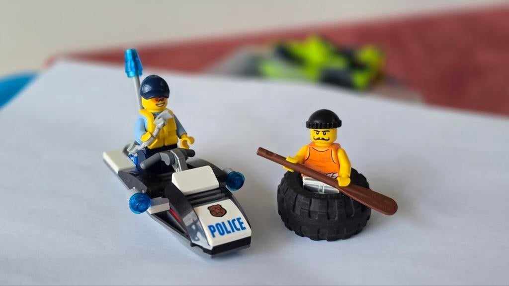 LEGO City 60126 Vluchteling met Politie Jetski, Ophalen of Verzenden, Gebruikt, Complete set, Lego