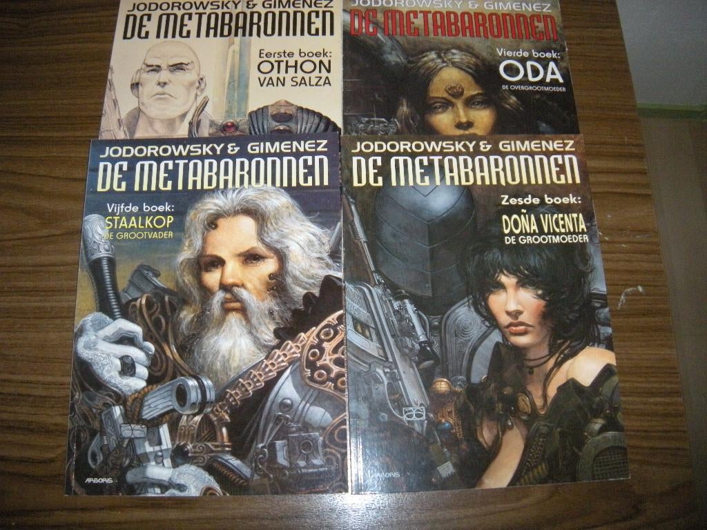 De metabaronnen 4 delen SC, Boeken, Meerdere stripboeken, Ophalen of Verzenden, Zo goed als nieuw