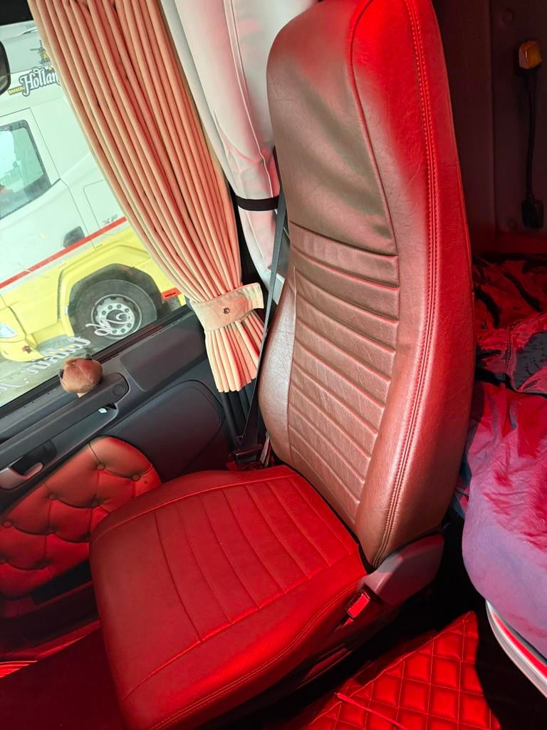 Scania Lederen stoelhoezen bruin, Ophalen of Verzenden, Scania, Interieur en Bekleding