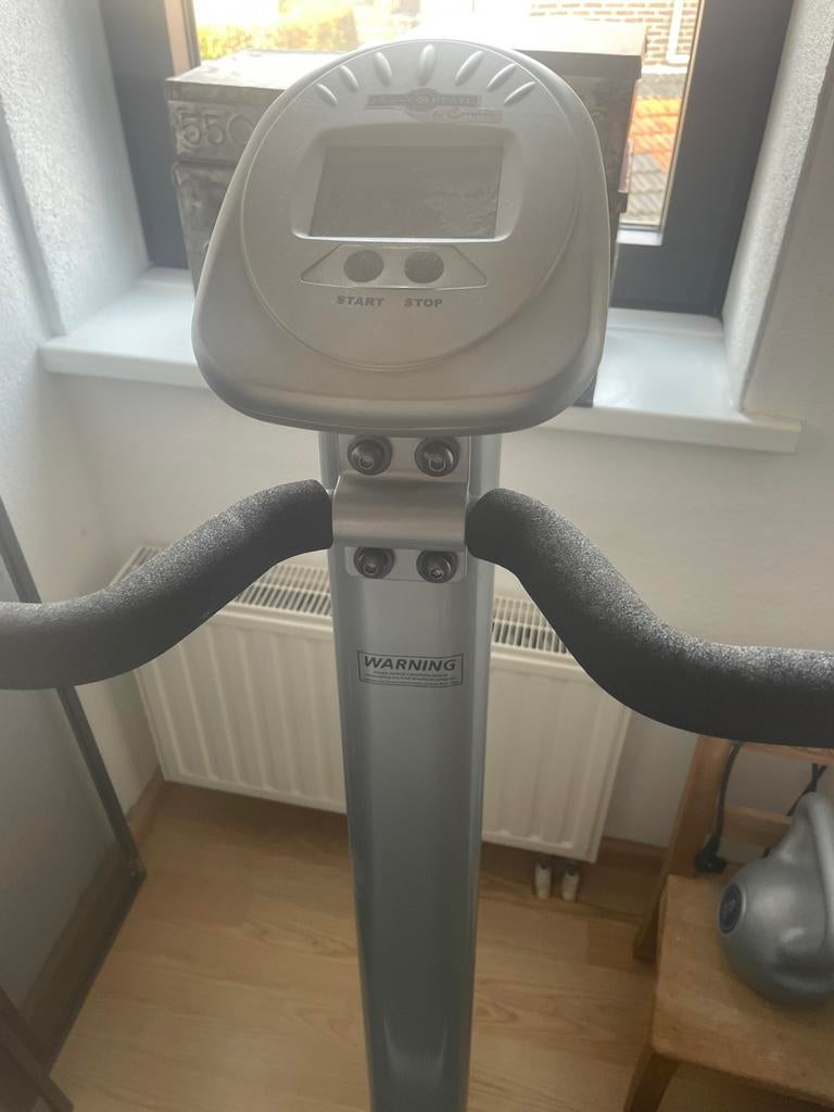 Power Plate - Alles werkt, lichte beschadiging, Sport en Fitness, Gebruikt, Trilplaat, Armen, Ophalen of Verzenden