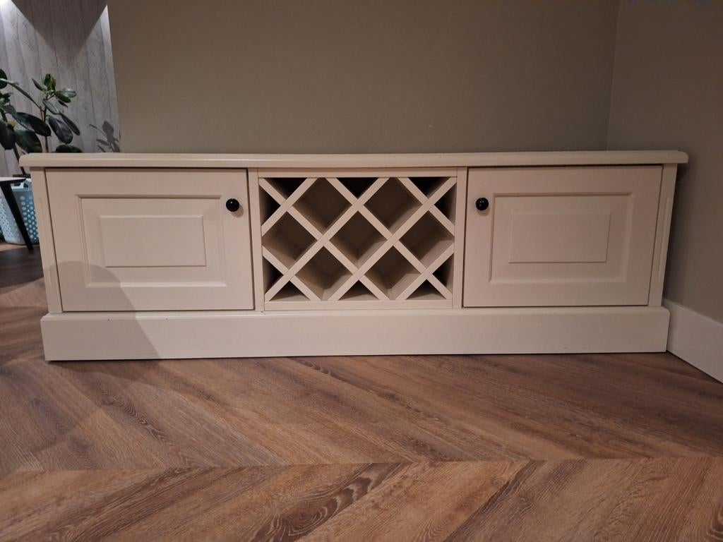 Tv kast 150Lx50Bx50H met wijnrek, Ophalen, Gebruikt, 25 tot 50 cm, Minder dan 100 cm