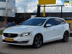 Volvo V60 2.4 D6 AWD Plug-In Hybrid Summum, Auto's, Volvo, Automaat, Wit, Vierwielaandrijving, 11 kWh