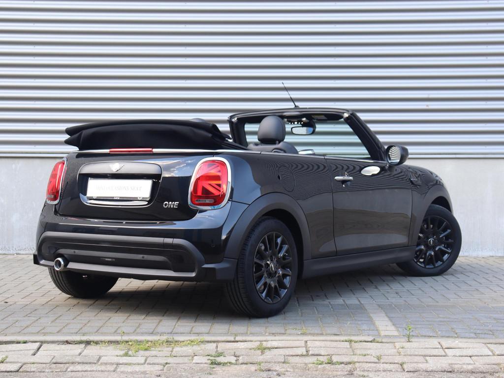Mini Cabrio One | Classic + Sportstoelen + Camera + Comfort, Auto's, Voorwielaandrijving, Gebruikt, 4 stoelen, Zwart