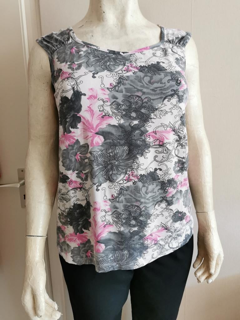 132 .. .. zgan top maat 46 ??, Ophalen of Verzenden, Zo goed als nieuw, Overige kleuren, Shirt of Top