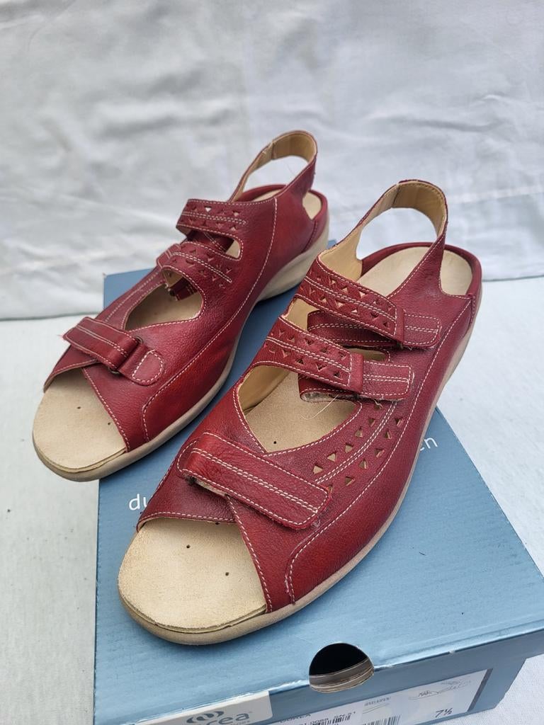 Durea Comfortabele Rode Leren Sandalen Maat 42, Kleding | Dames, Schoenen, Durea, Zo goed als nieuw, Rood, Sandalen of Muiltjes