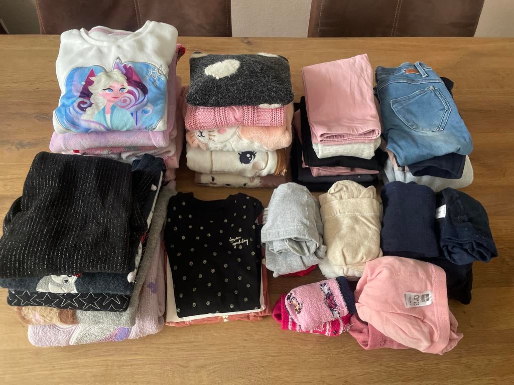 45-delig kledingpakket maat 122 meisje (winter), Kinderen en Baby's, Kinderkleding | Maat 122, Ophalen of Verzenden, Gebruikt