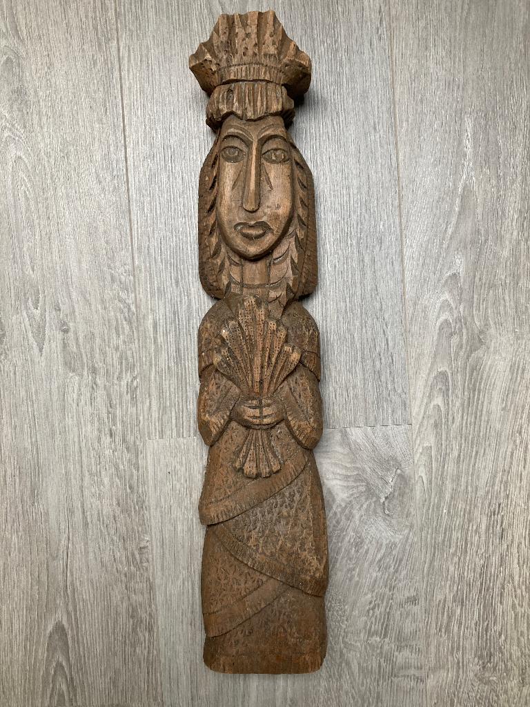 Handgesneden houten beeld – gedetailleerd houtsnijwerk, Antiek en Kunst, Kunst | Beelden en Houtsnijwerken, Houtsnijwerk, Ophalen of Verzenden