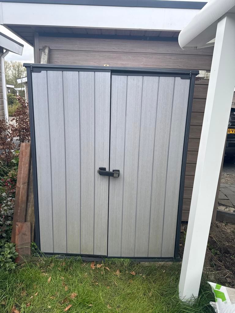 Keter tuinkast grijs, Ophalen of Verzenden, Gebruikt, Kunststof, Overige typen