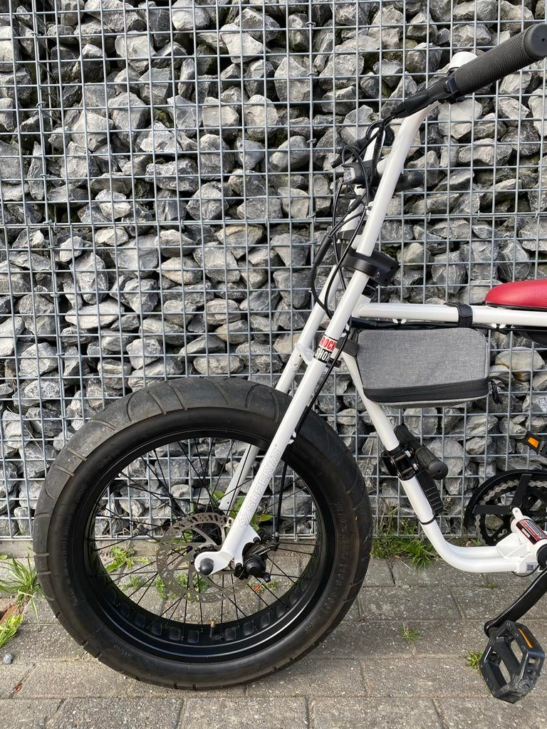 Super73 ZG elektrische fiets/fatbike, Zo goed als nieuw, Minder dan 47 cm, 30 tot 50 km per accu, Ophalen