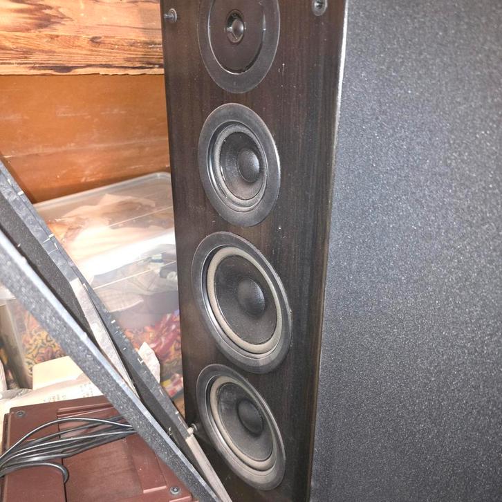 Philips FB820 speakers - opnieuw gefoamd, Audio, Tv en Foto, Luidsprekers, Gebruikt, Front, Rear of Stereo speakers, 120 watt of meer