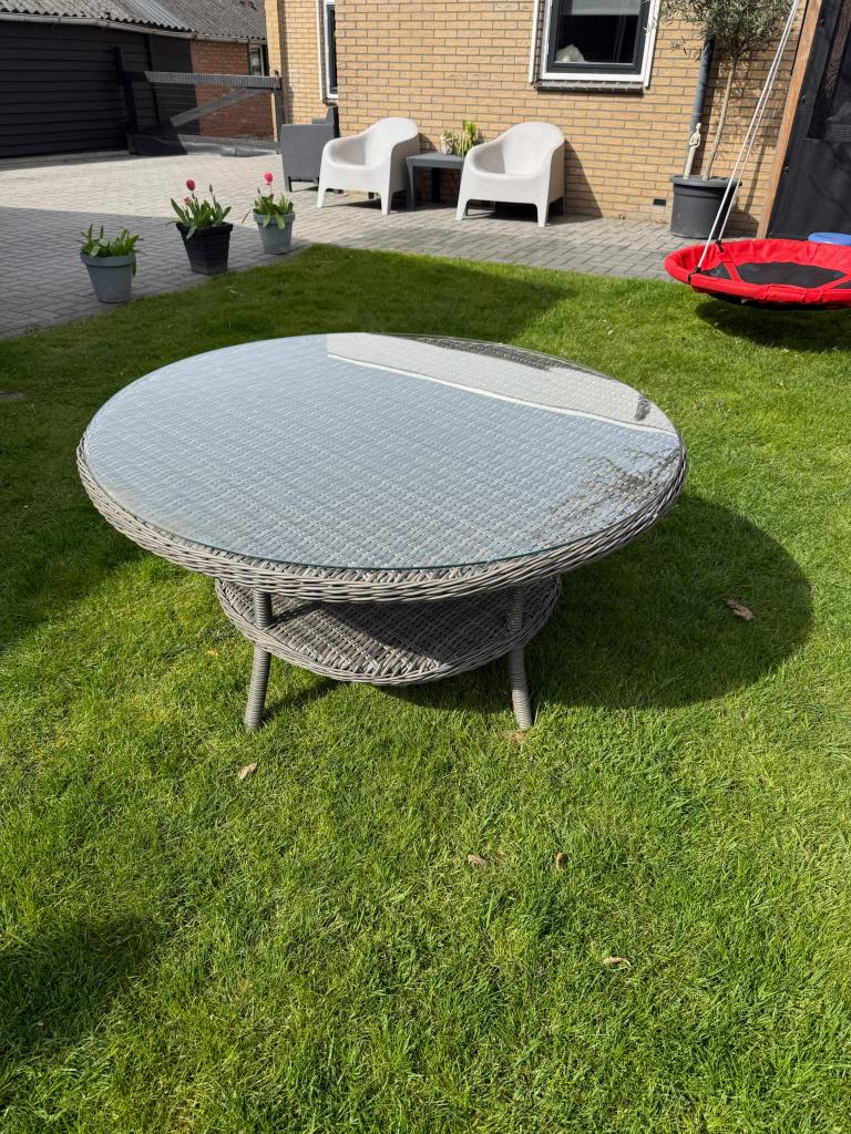 tuin (salon) tafel, Ophalen, Zo goed als nieuw, Rond, Wicker