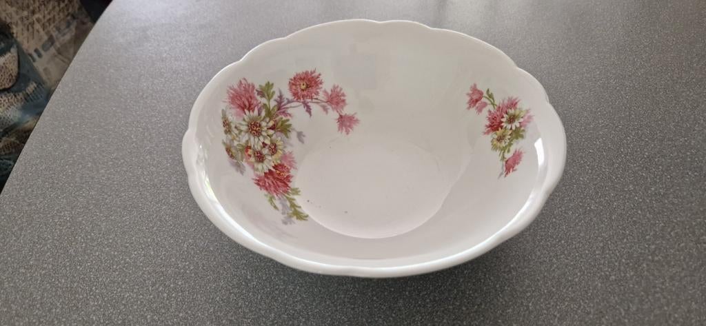 Porseleinen serveerschaal met bloemendecoratie, Ophalen of Verzenden