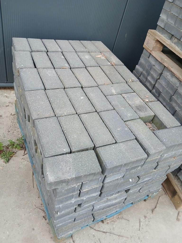 Te koop beton klinkers antraciet 100m2, Tuin en Terras, Ophalen, Beton, Klinkers