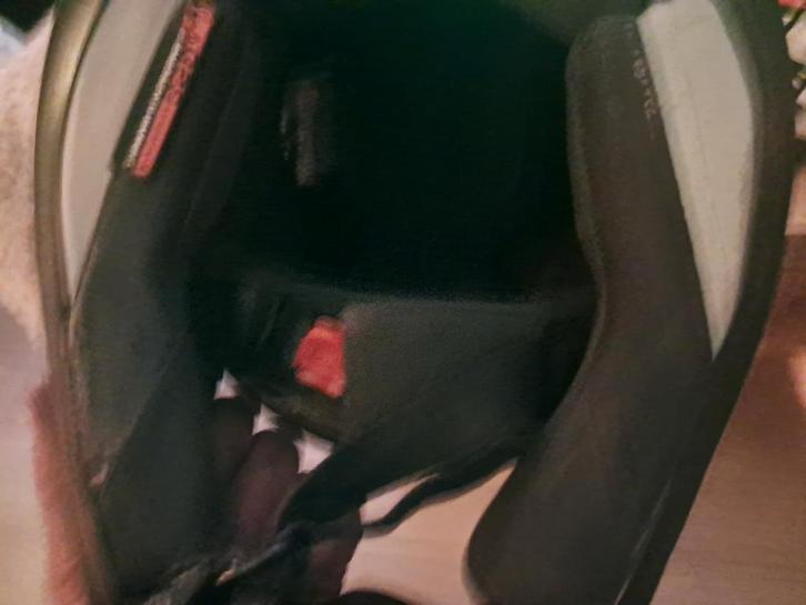 Zwarte motorhelm met Monster Energy logo, Motoren, Kleding | Motorhelmen, Ophalen of Verzenden