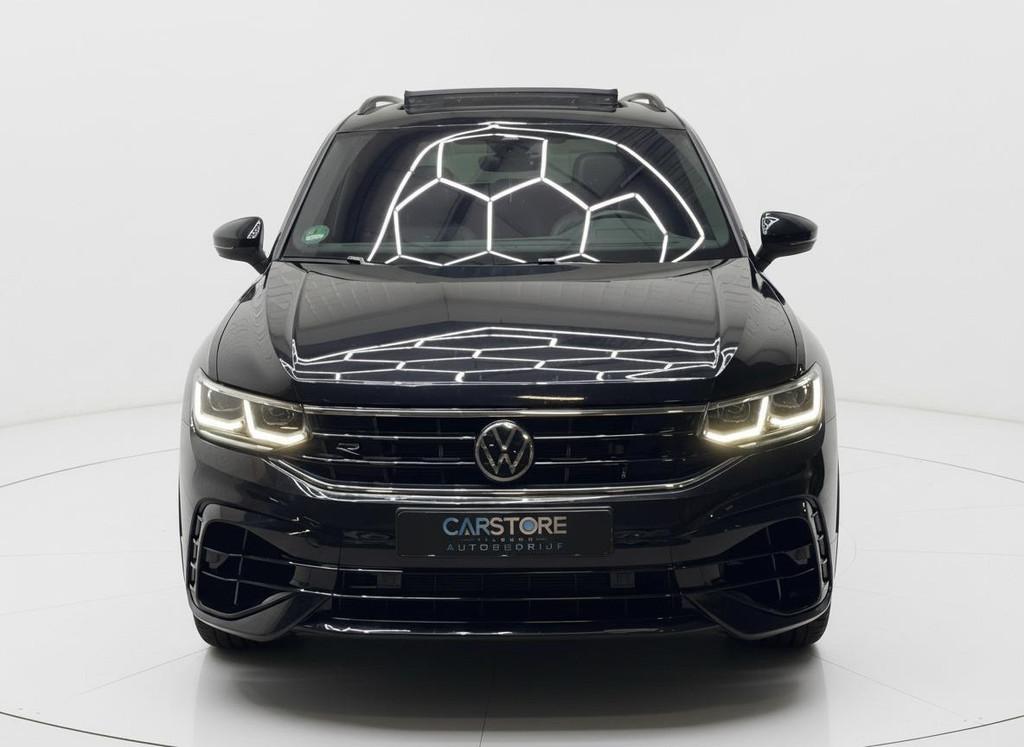 Volkswagen Tiguan 2.0 TSI R 320PK AKRAPOVIC PANO LEER VOL, Automaat, Gebruikt, Zwart, 1984 cc