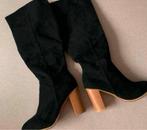 Nieuwe zwarte laarzen maat 38, Kleding | Dames, Schoenen, Ophalen of Verzenden, Zo goed als nieuw, Zwart, Hoge laarzen