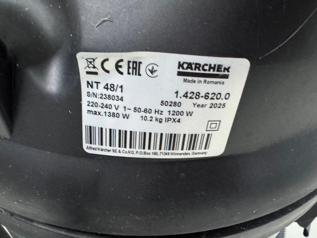 KARCHER NAT/DROOG STOFZUIGER NT 48/1 DEMO, Ophalen of Verzenden, Zo goed als nieuw, Waterstofzuiger, Reservoir