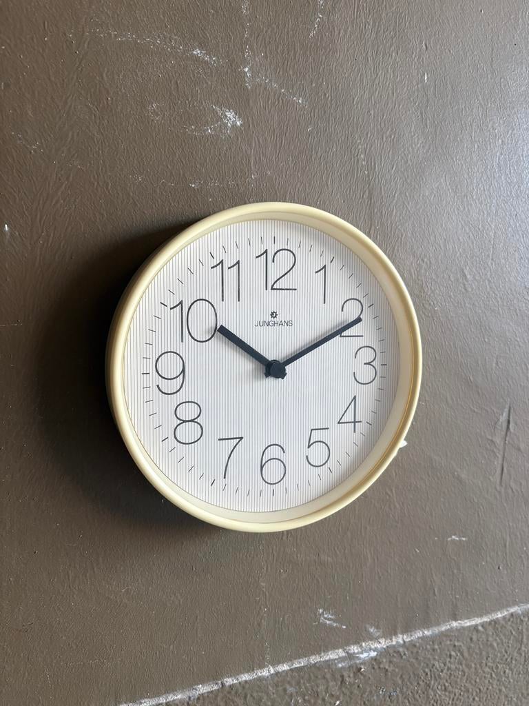 Vintage Junghans keukenklok rond Quartz uurwerk, Huis en Inrichting, Woonaccessoires | Klokken, Ophalen of Verzenden, Zo goed als nieuw