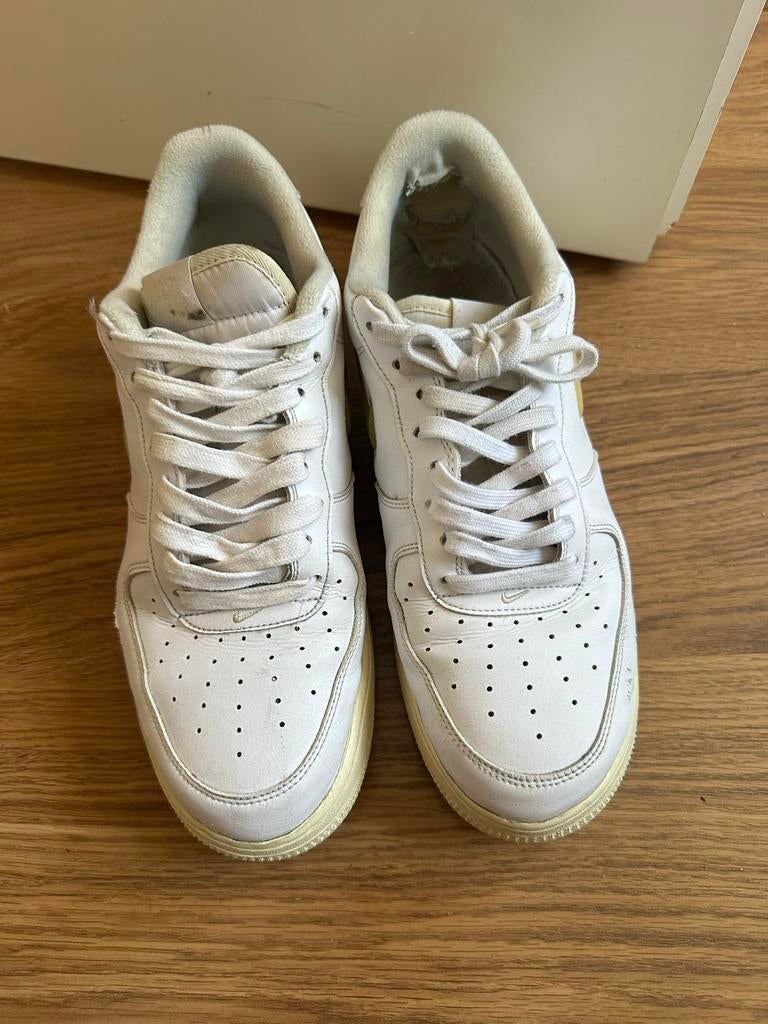 Nike Air Force 1 White Pale Vanilla Maat 45, Overige kleuren, Ophalen of Verzenden, Sneakers of Gympen, Gedragen