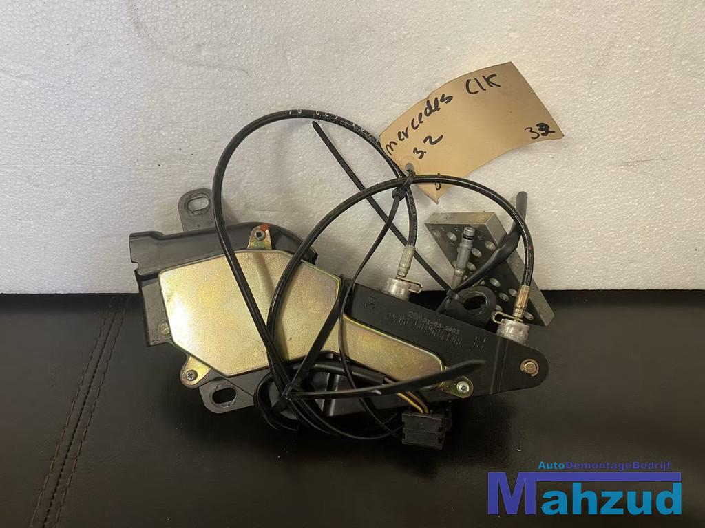 MERCEDES CLK R208 CABRIO cabriodak vergrendelslot cilinder 2, Gebruikt, Mercedes-Benz AG, Mercedes-Benz, Ophalen of Verzenden
