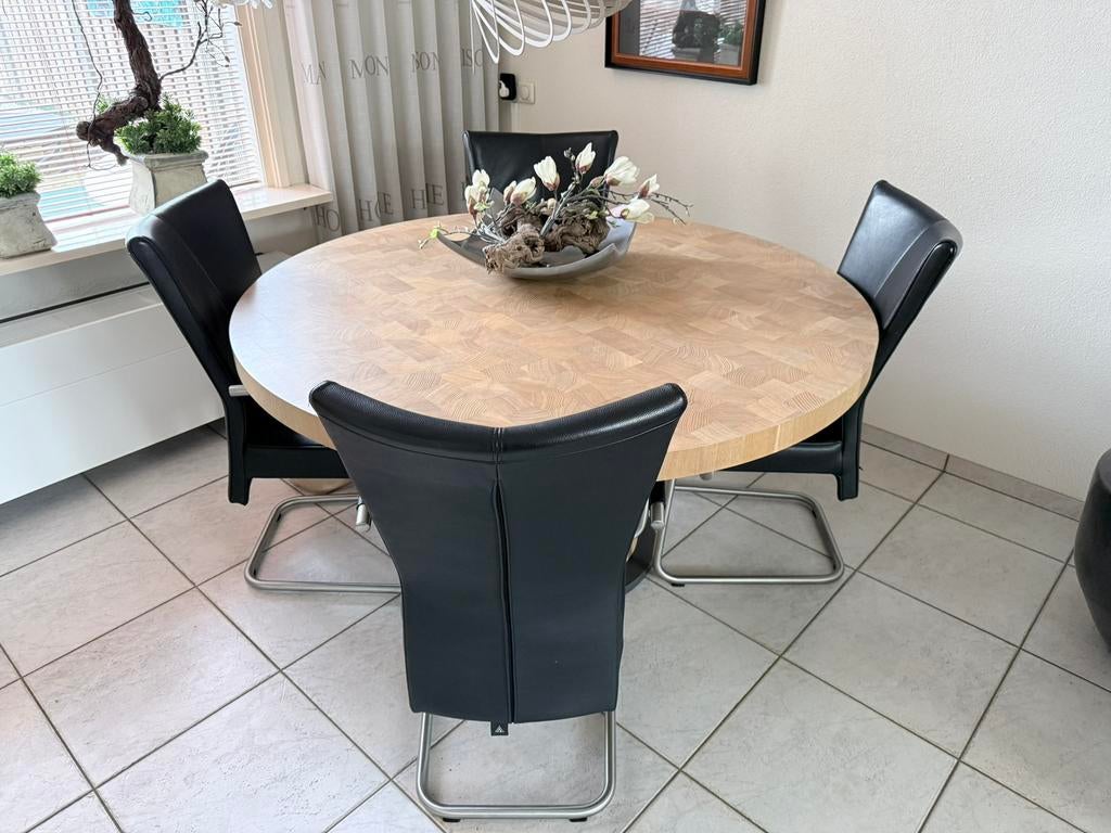 4 Leren eetkamerstoelen zwart, Ophalen, Zo goed als nieuw