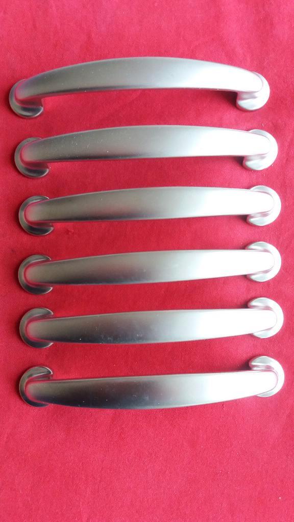 6 nieuwe handgrepen voor 15 euro en gratis verzenden, Huis en Inrichting, Woonaccessoires | Overige, Nieuw, Verzenden