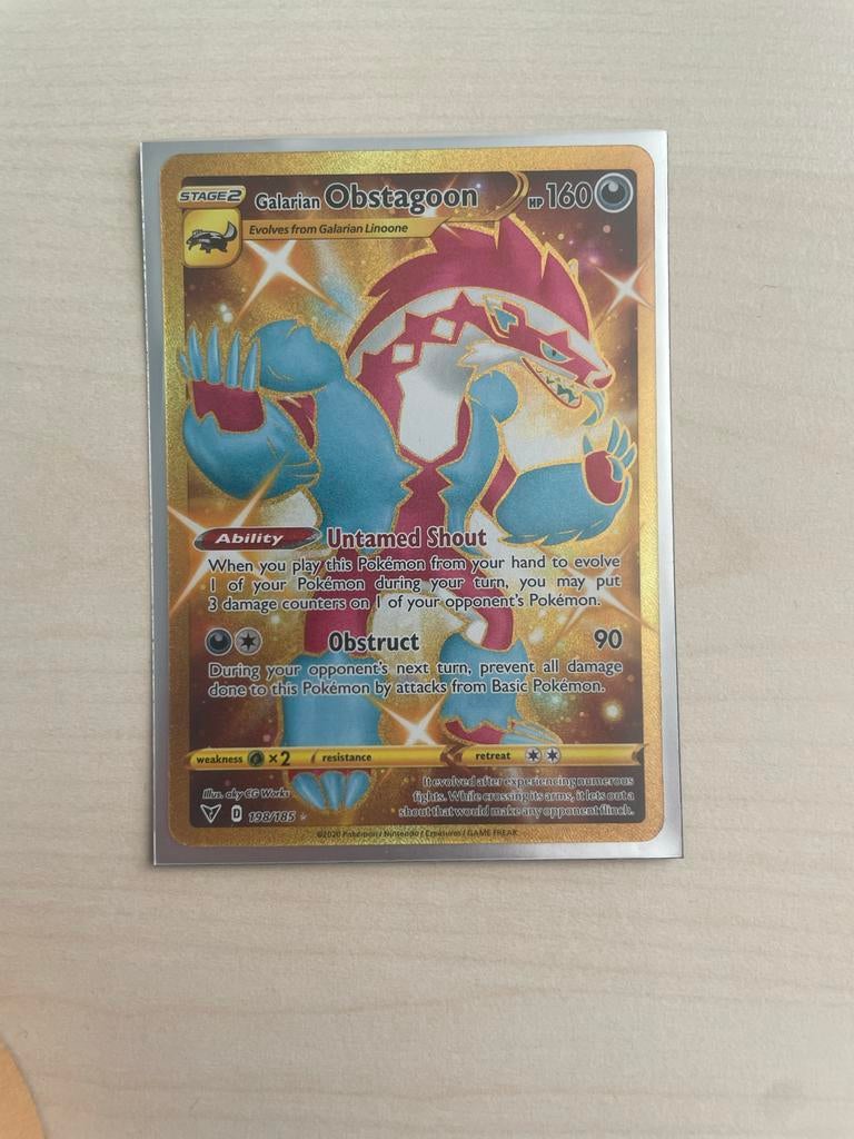 Pokémon Kaart: Galarian Obstagoon Gold Secret Rare, Ophalen of Verzenden, Zo goed als nieuw, Losse kaart