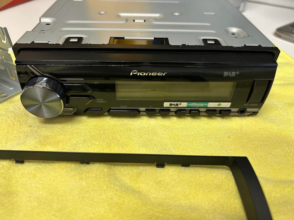 Pioneer autoradio - MVH-290DAB, Ophalen of Verzenden, Zo goed als nieuw