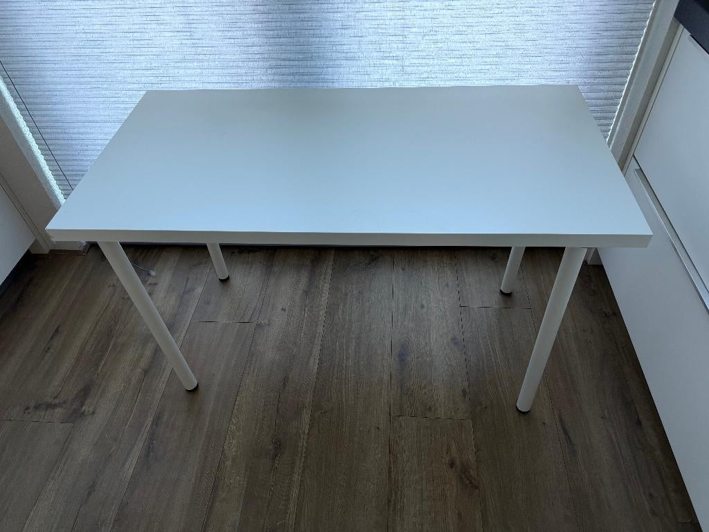 Bureau wit 120 x 60 cm, Huis en Inrichting, Bureaus, Ophalen of Verzenden, Zo goed als nieuw