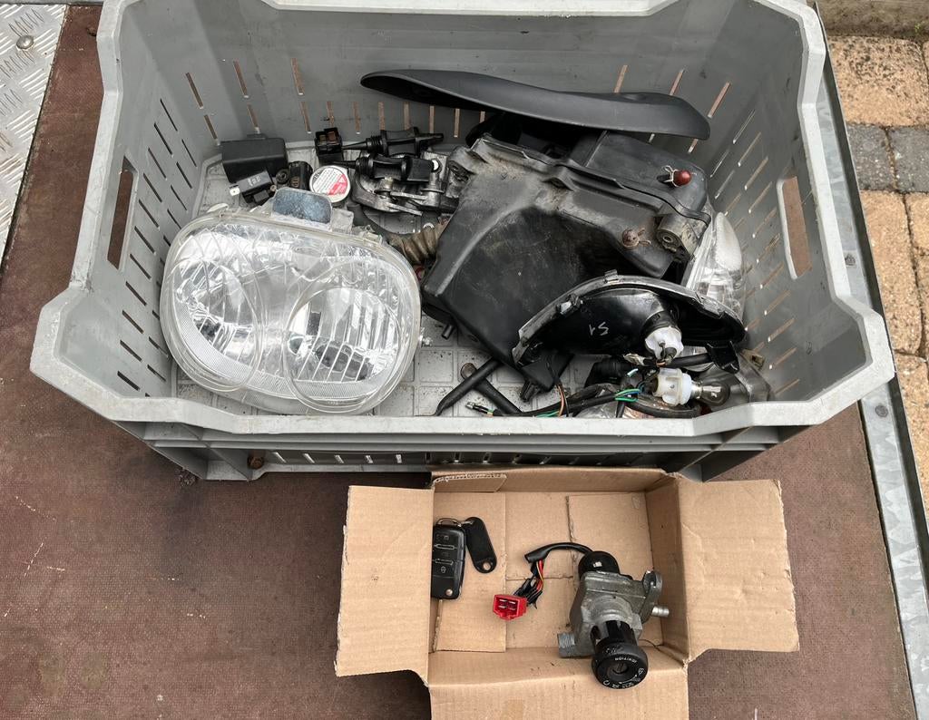YAMAHA NEOS ONDERDELEN., Ophalen, Gebruikt, Benzine, Neo's