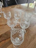 Set van 6 kristallen wijnglazen met gegraveerd decor, Antiek en Kunst, Ophalen of Verzenden