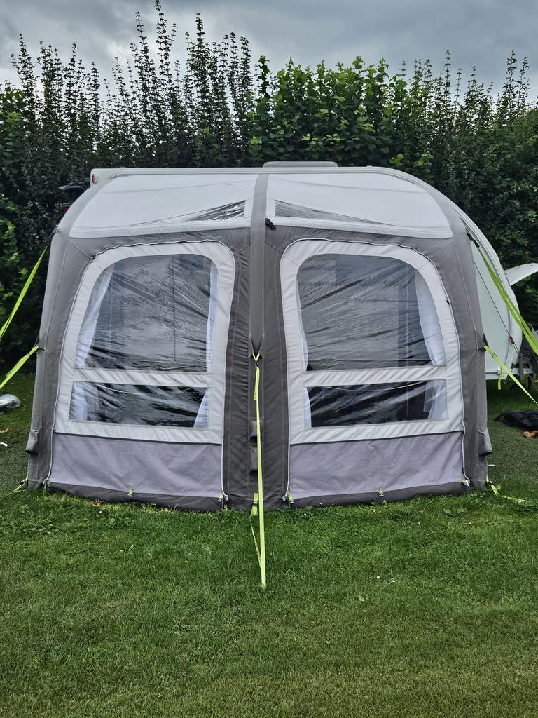 opblaasbare voortent / luifel Kampa Ace Air 300 (2017), Ophalen, Gebruikt