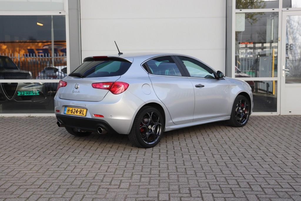 Alfa romeo GIULIETTA 1.4 T EXCLUSIVE QV-LINE/FACELIFT/SPORTS, Gebruikt, Euro 6, 4 cilinders, Leder