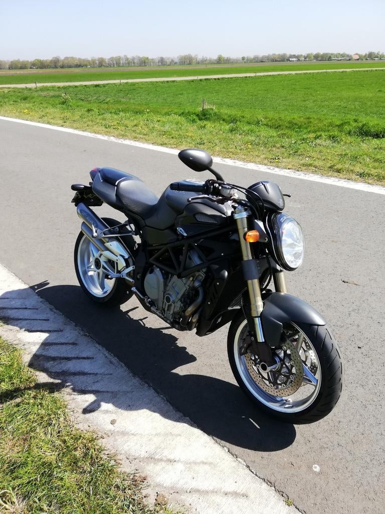 MV AGUSTA BRUTALE 750 F4, Motoren, Motoren | MV Agusta, 750 cc, 4 cilinders, Motorrijbewijs A, Gebruikt
