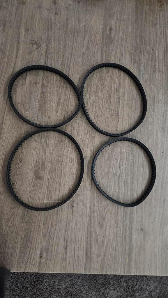 Piaggio v-snaren, Fietsen en Brommers, Brommeronderdelen | Scooters, Nieuw, Piaggio, Ophalen of Verzenden