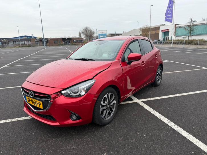 Mazda 2 1.5 66KW 5DRS 2016 Rood, Auto's, Mazda, Particulier, Benzine, B, Hatchback, Handgeschakeld, Origineel Nederlands, Rood