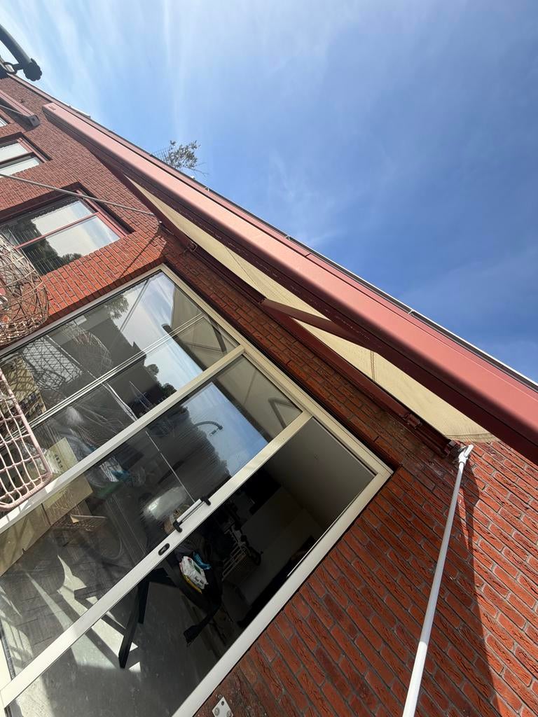 Elektrisch Zonnescherm - Knikarmscherm, Tuin en Terras, Zonneschermen, Gebruikt, Elektrisch, Ophalen of Verzenden, 150 tot 300 cm