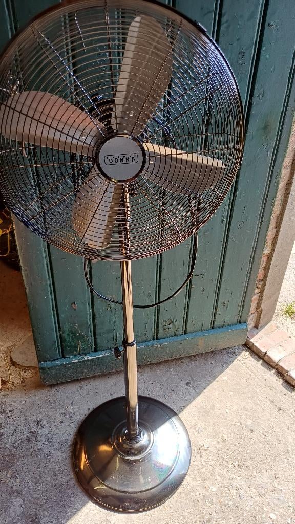 Ventilator, Witgoed en Apparatuur, Ventilatoren, Zo goed als nieuw, Statiefventilator, Ophalen