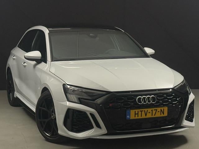 Audi RS3 2.5 TFSI quattro A3 Sportback B&O*PANO*400PK*KEYLES, Automaat, Gebruikt, Euro 6, RS3