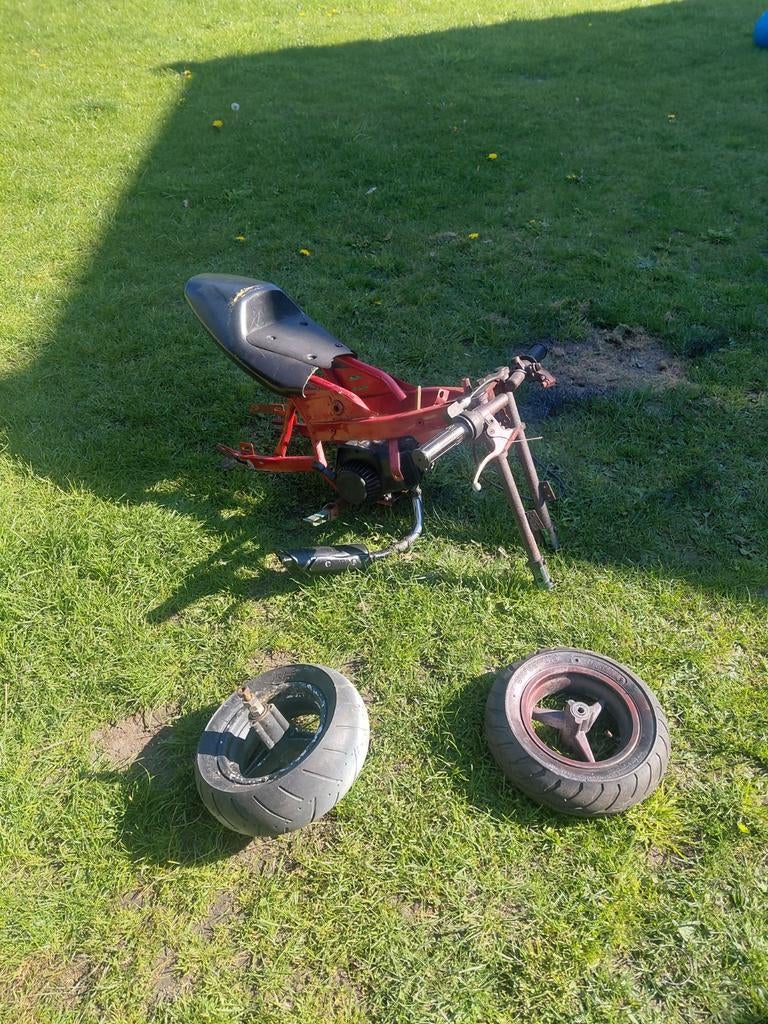 Minibike project, Fietsen en Brommers, Minibikes, Midibikes en Pitbikes, Ophalen of Verzenden, Gebruikt, Overige typen