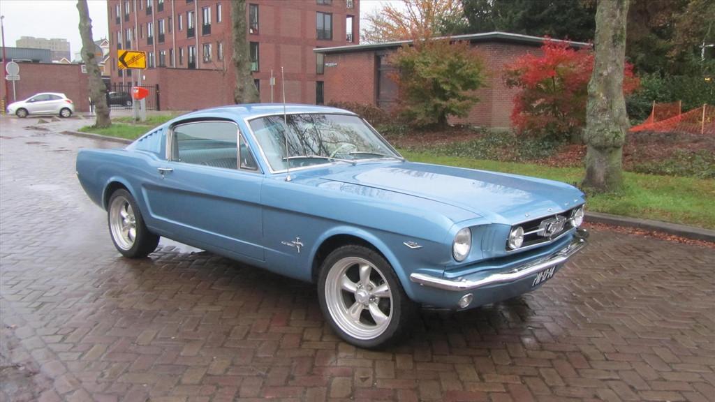 Ford Mustang Fastback WE HEBBEN NOG DIVERSE MUSTANGS OP VOOR, Auto's, Metallic lak, 8 cilinders, Leder, Bedrijf