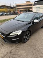 Volvo V40 1.5 T3 152PK R-design | Camera | Full Led |, 1498 cc, Zwart, 4 cilinders, 700 kg