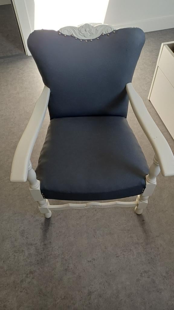 Oude fauteuil nieuw bekleed, Huis en Inrichting, Fauteuils, Ophalen, Gebruikt, 75 tot 100 cm, Stof