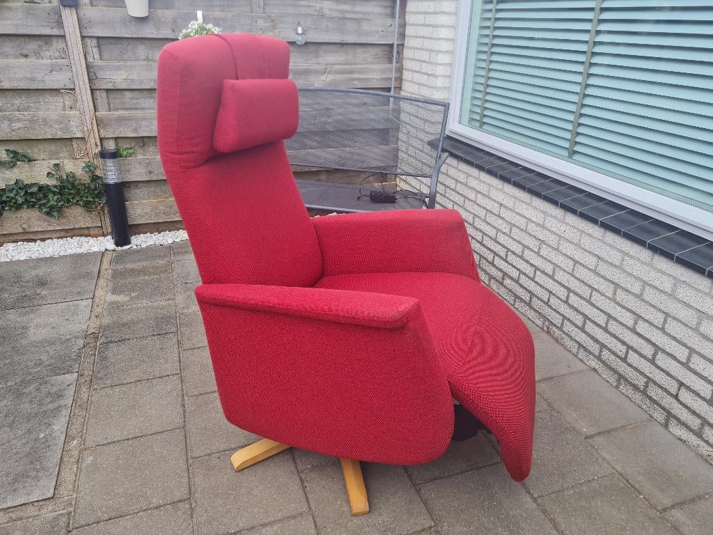 Luxe Prominent Designed to Relax Sta op Stoel op Accu, Huis en Inrichting, Fauteuils, Ophalen, Gebruikt, Minder dan 75 cm, Stof