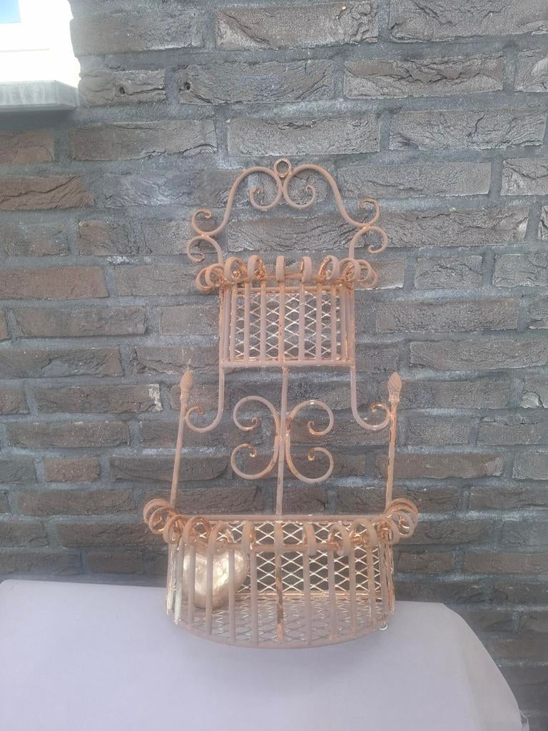 Brocante Metalen wandrekje, Ophalen of Verzenden