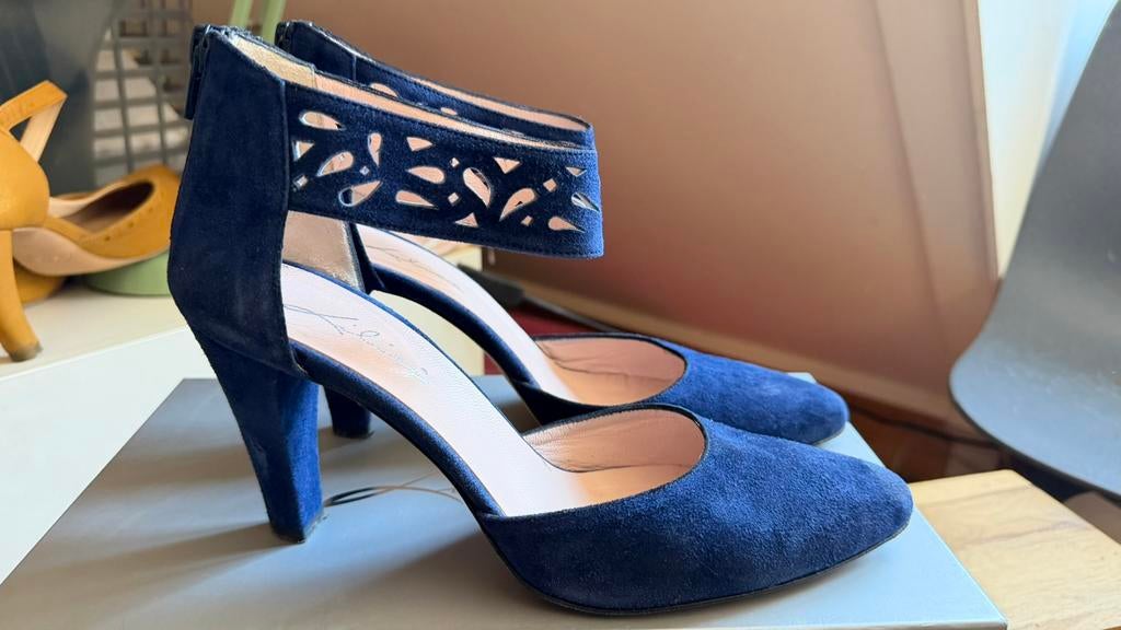 Lilian pumps, Pumps, Blauw, Ophalen of Verzenden, Zo goed als nieuw